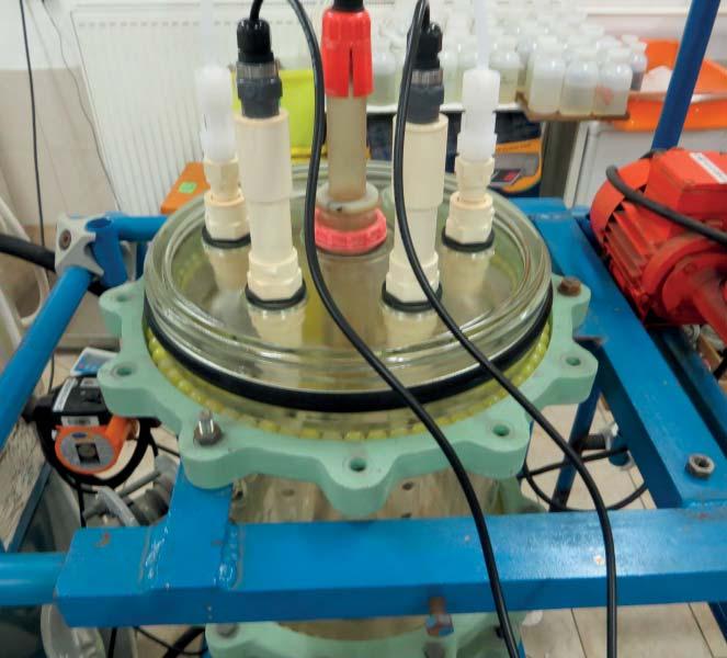 1/2014 VÝSKUM A VÝVOJ Spracovanie a recyklácia odpadov na denné štúdium 6 zahraničných poslucháčov. Môže laboratórium riešiť aj úlohy, ktoré mu zadajú iné spoločnosti?