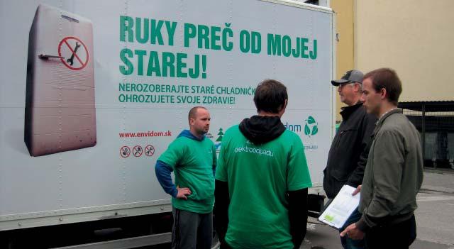 Ďalej dodal: Vyzývateľom akcie bolo ministerstvo, koordinovalo ju Koordinačné centrum zberu elektroodpadu, propagujú ju mestá.