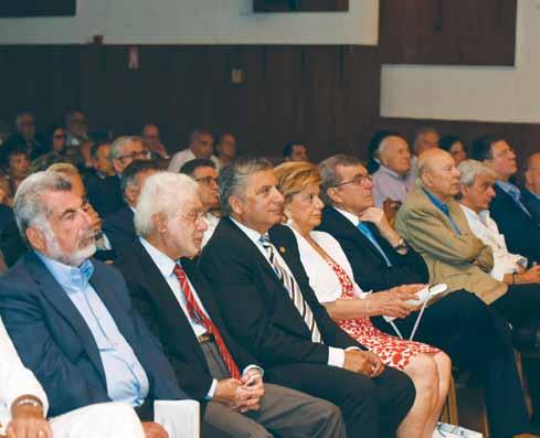 Πατούλη και το Δ.Σ του Ιατρικού Συλλόγου Αθηνών, για την επιμέλεια του έργου, τονίζοντας τη σημασία της δίγλωσσης έκδοσης.