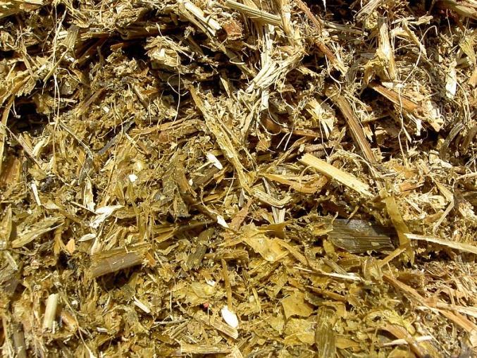 repné rezky, mláto a sladový kvet (pivovarníctvo) Senáž siláž s vysokým obsahom sušiny (viac ako 50%) a nižším obsahom kys.