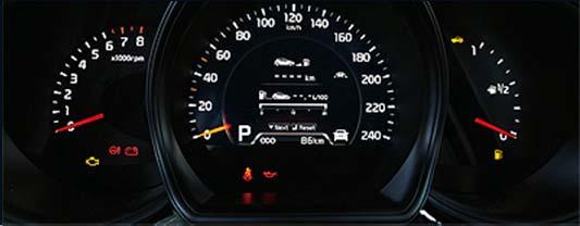 displayul de 7 TFT LCD ofera o imagine 100%