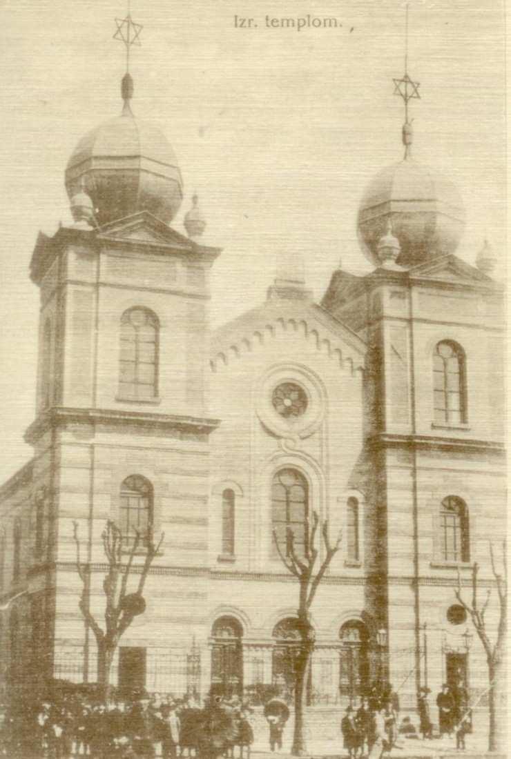 na obalu Tise, granicu, a duboko se proteže ka zapadu gde su bile zemlje i pašnjaci zaštićeni od upada Turaka iz Banata. Kada je 1751.