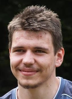 V FKS pre vás píše vzoráky, opravuje vaše riešenia a asistuje pri vyberaní úloh do seminára či Náboja. Jaro je podobne ako väčšina zvyšných vedúcich z FKS bývalým riešiteľom FKS. Juraj Tekel juraj.