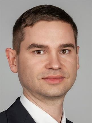 Martin Chudjak matoxy314@gmail.com Maťo je absolventom teoretickej fyziky na bratislavskom Matfyze.