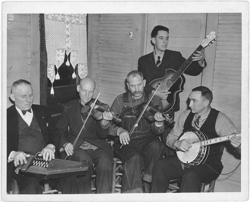 (https://en.wikipedia.org/wiki/appalachian_music#/media/file:virginia-stringband- 1937.jpg) Φωτογραφίες / πίνακες για υφή Βίντεο: http://study.