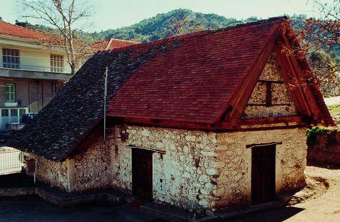Κων/ν Ελέν, Σαράντι, Πρόδρμ, Σινά Όρ, Αντώνι Σπλια, Τίμι Συρός, λίας, Ελιές, Νικόλα, Τσακίστρα, Μάμας, Καννάβια, 93, Γεώργι Πιτυδιώ, Φλάσ, ς.