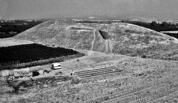 Εικόνα 100 Τούμπα Αγίου Μάμα