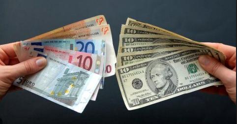 ζπλαιιαγκαηηθήο ηζνηηκίαο επξώ δνιαξίνπ» Δηζεγεηήο: Μειηζζόπνπινο