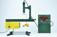 plochy: cca 30 x 36 mm DM714-1S Model osobného auta Prierez čelnej plochy: cca 35 x 26 mm DM710-1K Držiak silomera s kladkou Pre meranie odporu prúdenia na