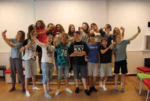 Wir danken all unseren Besuchern und fleißigen Helfern für ihre tolle Unterstützung und freuen uns, mit dem Reinerlös und den Spenden, den Stipendienfond der Schule weiter aufstocken zu können.