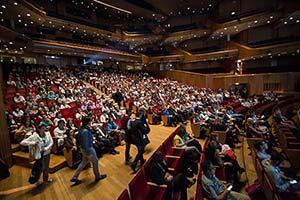 CONFERENCE PHOTOS Έχετε δει όλες τις φανταστικές φωτογραφίες από το συνέδριο