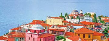 Το µεγάλο λιµάνι της Σαµοθράκης και παράλληλα κόµβος από όπου ξεκινούν οι βασικές οδικές αρτηρίες για τις δύο πλευρές του νησιού.