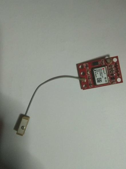 Επιπλέον θα συνδέσουμε το RXD και το TXD στα D6 και D7 pins αντίστοιχα.