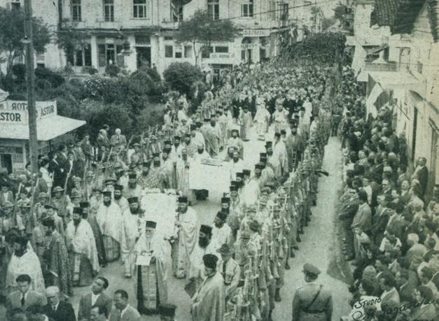 Ἁγιογραφικά Ἀναγνώσματα Κυριακῶν καὶ μεγάλων ἑορτῶν ΙΟΥΛΙΟΥ ΗΜ. ΑΠΟΣΤΟΛΟΣ ΕΥΑΓΓΕΛΙΟΝ ΕΩΘΙΝΟΝ ΗΧΟΣ 1 Α Κορ. ιβ 27 - ιγ 8 Ματθ. η 28, θ 1 Ε δ 8 Ρωμ. ιβ 6-14 Ματθ. θ 1-8 ΣΤ πλ. α 11 Β Κορ. στ 1-10 Λουκ.