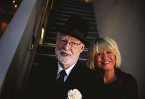 Σινεμα Cinema Ντε ιβιντ Στρα τον: Μια ζωη σινεμα David Stratton: A Cinematic Life Σάλι Άιτκεν Sally Aitken Αυστραλι α 2017, Ε γχρωμο 97 Australia 2017, Color 97 LIA 2/3 20:30 & TOR 4/3 11:00 Σενα ριο