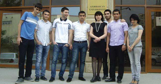 İşgüzar, bacarıqlı, işdə təcrübəsi olan deməkdir. İşləməyi sevən, zəhmətkeş, təşəbbüskar mənalarında da işlədilir. Bu gün xanımlarımızın əksəriyyəti işləyir. İşləmək qadını hər mənada gözəlləşdirir.
