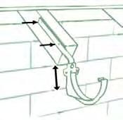 The distance between two gutter brackets should be maximum 50 cm, and between a gutter bracket and another element (running outlet, union, angle or stopend) maximum 10 cm.