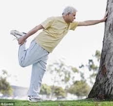 ασκήσεις αντοχής : ημερήσια σχεδόν βάση για 30 τουλάχιστον λεπτά ασκήσεις ευλυγισίας : σε κάθε πρόγραμμα άσκησης Για ηλικιωμένους που ποτέ δεν είχαν κάμει παλιότερα συστηματικά σωματική άσκηση, δεν