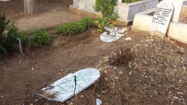 αφαιρέθηκαν από το σημείο όπου είχαν τοποθετηθεί Αστυνομικές/δικονομικές ενέργειες Δεν υπεβλήθησαν εγκλήσεις.