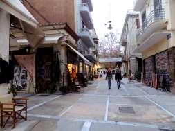 Η ανοδική τάση των καταστημάτων υγειονομικού ενδιαφέροντος πολλές φορές έρχεται σε σύγκρουση με το