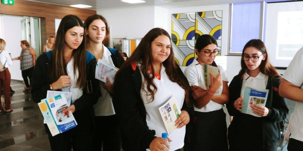 Προσωπική και Κοινωνική Αγωγή (ΠΚΑ) Επίσκεψη στο Γερμανικό Ογκολογικό Κέντρο Μαρία Αδαμίδου, ΣΤ1 Την Πέμπτη 18 Οκτωβρίου 2018 είχαμε την ευκαιρία να παρευρεθούμε στο Γερμανικό Ογκολογικό Κέντρο