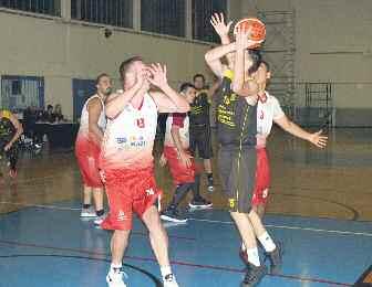 CMYK 28_8 ΤΡΙΤΗ 13 ΝΟΕΜΒΡΙΟΥ 2018 ΤΟΠΙΚΑ-ΣΧΟΛΙΑ Τέτοιες αγωνιστικές μακάρι να υπάρχουν πάντα. Οι εκπρόσωποί μας στην Α2 ΕΣΚΑΘ έβαλαν τα δυνατά τους συνδυάζοντας ουσία και θέαμα.