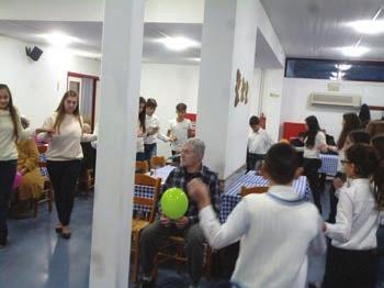 ευχαρίστηση Κάθε μέρα είναι γιορτή όταν συναναστρέφεσαι με νέους και ευγενικούς