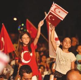 Πρόσθεσε ότι όντως υπάρχει το θέμα του ορίου για το πλαφόν (900 χιλιάδες τόνοι), ωστόσο «βρισκόμαστε σε μια διαδικασία διαπραγμάτευσης στα πλαίσια εκδήλωσης ενδιαφέροντος, στο επόμενο στάδιο θα