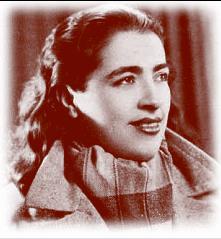 ΣΩΤΗΡΙΑ ΜΠΕΛΛΟΥ: 1921 1997 (Ερμηνεύτρια Συνθέτης Στιχουργός Οργανοπαίκτης) Η Σωτηρία Μπέλλου γεννήθηκε στα Χάλια της Ευβοίας στις 29 Αυγούστου 1921.