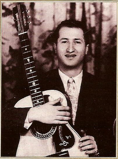 ΣΤΑΥΡΟΣ ΤΖΟΥΑΝΑΚΟΣ: 1925 1974 (Συνθέτης Στιχουργός Οργανοπαίκτης Ερμηνευτής) Ο Σταύρος Τζουανάκος γεννήθηκε στις 14 Αυγούστου του 1925 στον Πειραιά.