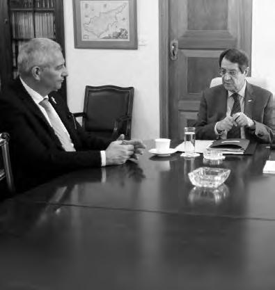 Άντρη πατρίδες σεξ βίντεο