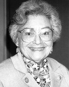 L. M. Rosenblatt Αμερική 1904-2005 ΣΤΑΘΜΟΙ Barnard College, Columbia University : βασικές σπουδές στα αγγλικά Grenoble (Γαλλία): μεταπτυχιακές σπουδές στην ανθρωπολογία Sorbonne: Διδακτορικό στη