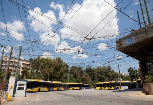 Φιλαδέλφεια, Πατήσια, Μοσχάτο, Κόκκινο Μύλο, Χαλάνδρι, Ν. Ελβετία, Ν. Ψυχικό, κ.α. Λοιπά Αμαξοστάσια: 11. Το Αμαξοστάσιο του Ρουφ επί της οδού Σαλαμινίας και εκτάσεως 21.896 τ.μ. εξυπηρετεί συγκοινωνιακά τις περιοχές: Νίκαια, Αθήνα, Πειραιά, Ν.