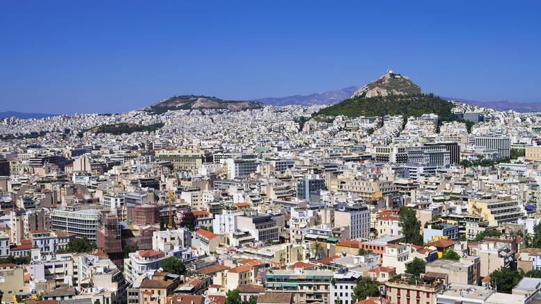 Με μεταβολή σε σχέση με το προηγούμενο έτος στην Αθήνα σημείωσε μείωση -0,1%, στην Θεσσαλονίκη - 0,3% & στις λοιπές περιοχές -0,3% έως -0,4%.