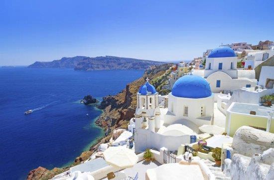 Ξενοδοχεία & Τουρισμός Η ελληνική τουριστική βιομηχανία εξακολουθεί να παρουσιάζει θετικό πρόσημο και να δίνει αισιόδοξα μηνύματα και το 2018.