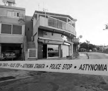 Η διάρρηξη έγινε και πάλι γύρω στις 5 τα ξημερώματα, όπως και στην Αγία Νάπα και η Αστυνομία εξετάζει κλειστά κυκλώματα καταστημάτων της περιοχής για να εντοπίσει τυχόν κινήσεις των νυκτοβατών.
