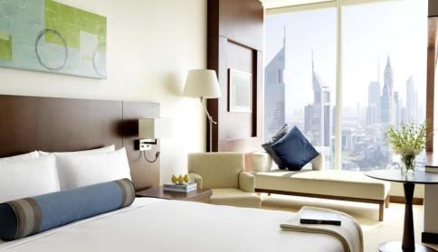 NASSIMA ROYAL 5*LUX Αυτό το 5* ξενοδοχείο βρίσκεται σε προνομιακή τοποθεσία στον δρόμο Sheikh Zayed και προσφέρει