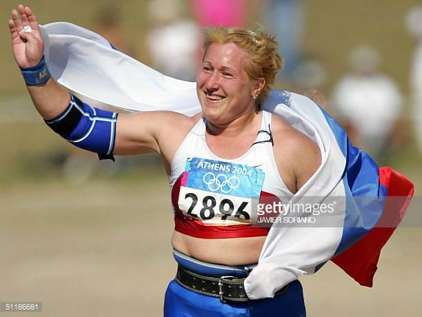 2004, Αθήνα: Ιρίνα Κορζανένκο, Ρωσία (Στίβος) Το πρώτο χρυσό του στίβου δόθηκε στην Αρχαία Ολυμπία και πήγε στην Ρωσίδα σφαιροβόλο.
