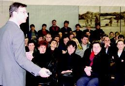 »lanica Uprave i glavna direktorica za financije Nevenka Cerovsky i izvrπni direktor Upravljanja imovinom Tomislav Rukavina predstavit Êe potencijalnim ameriëkim ulagaëima u Ëetverodnevnom road showu