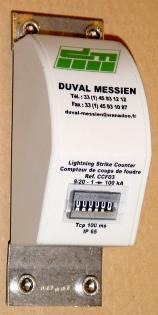 شمارنده )کانتر( تعداد ضربات صاعقه : است. دستگاه شمارنده تعداد ضربات صاعقه کمپانی DuvalMessien بدون نیاز به منبع شارژ خارجی و با قابلیت شمارش تعداد ضربات صاعقه تا 6 رقم می باشد.