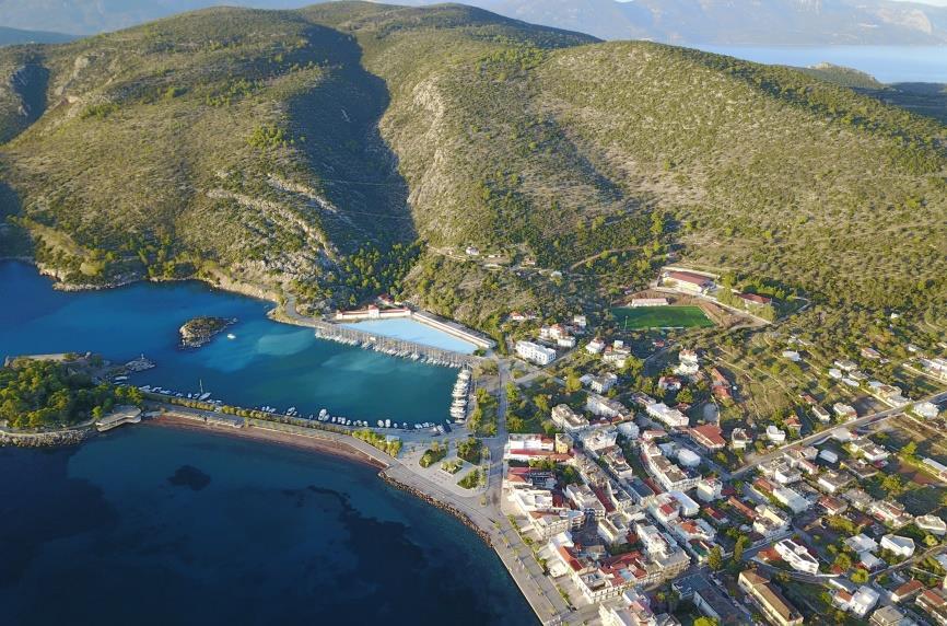 Στην περιοχή των Αγίων Αναργύρων η λίμνη βρωμολίμνη σχηματίζεται αποκλειστικά από 25 θειούχες πηγές.