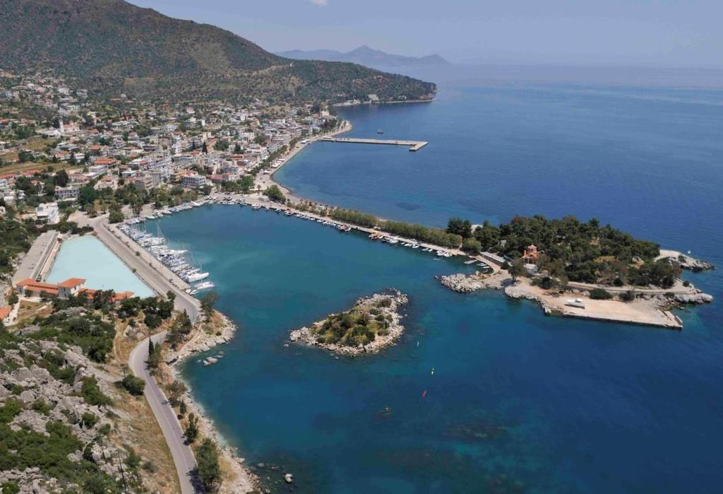 χωροθετημένη Μαρίνα χωρητικότητας 70 θέσεων.