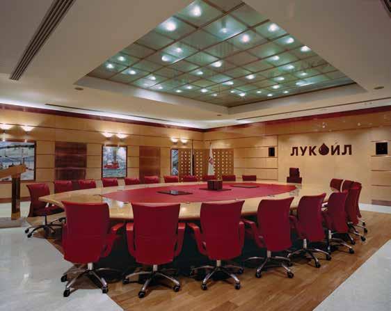 102 Capitalist Realism The Meeting Table of the Board of Directors Jacqueline Hassink, Lukoil, από τη σειρά / from the series The Table of Power 2, 2009-11.