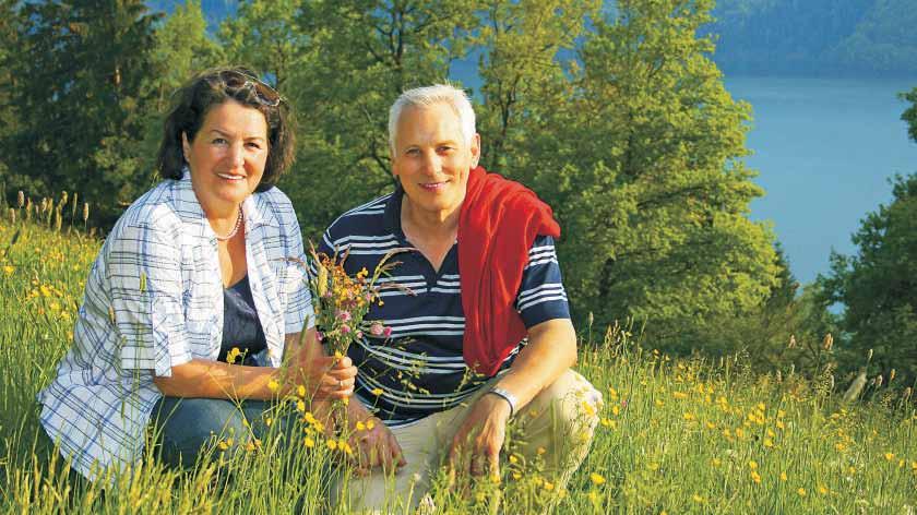 Izbjegnite šećernu bolest, odnosno živite punim životom unatoč njoj MHCP Šećerna bolest se javlja ako u tijelu ne nastaje dovoljno inzulina za održavanje primjerene koncentracije glukoze u krvi,