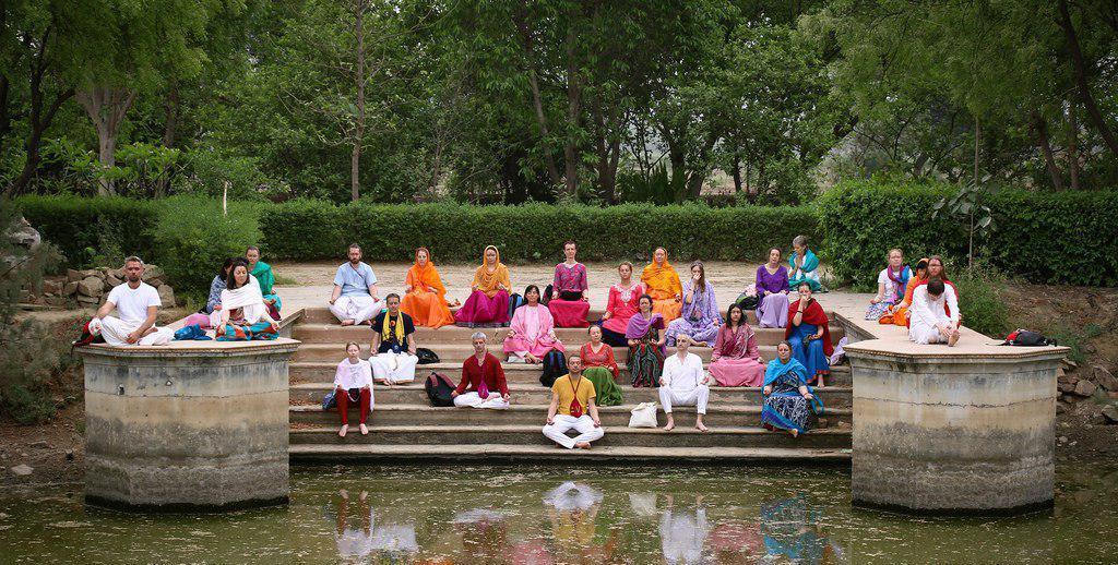 3. O ΣΤΟΧΟΣ ΤΗΣ SADHANA Απόσπασμα από το Satsang του Paramahamsa Vishwananda στις Διεθνείς Ημέρες του OM Chanting το 2017 Ε: Γιατί έχουμε διαφορετικές πρακτικές στην Bhakti Marga Sadhana; Μία