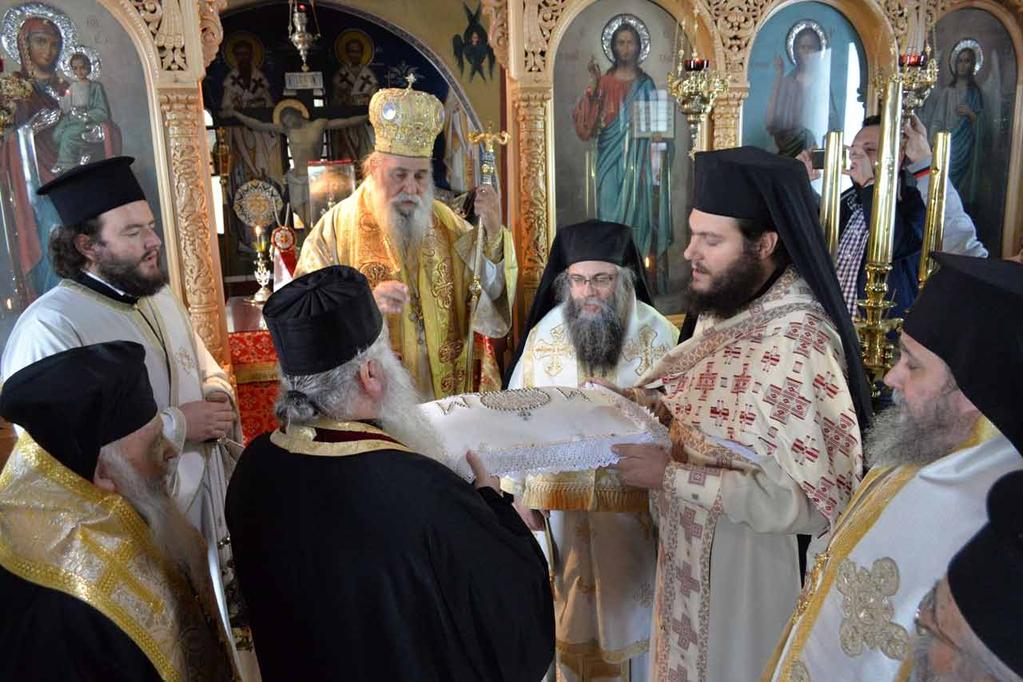 Χειροτονία Πρεσβυτέρου στὸν Πειραιᾶ Ἱερὸ Μνημόσυνο γιὰ τὸν ἐκλιπόντα Ἱεράρχη τελέσθηκε καὶ στὸν Ἱερὸ Καθεδρικὸ Ναὸ Ἁγίων Τριῶν Ἱεραρχῶν Θεσσαλονίκης, στὸ ὁποῖο ἔλαβαν μέρος ὁ Σεβ. Θεσσαλονίκης κ.