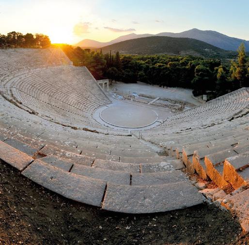 Μοναδικές εμπειρίες για εξερεύνηση Κατά τη διάρκεια της παραμονής των κρουαζιεροπλοίων στο λιμένα, όλες οι δραστηριότητες και οι εκδρομές έχουν σχεδιαστεί για