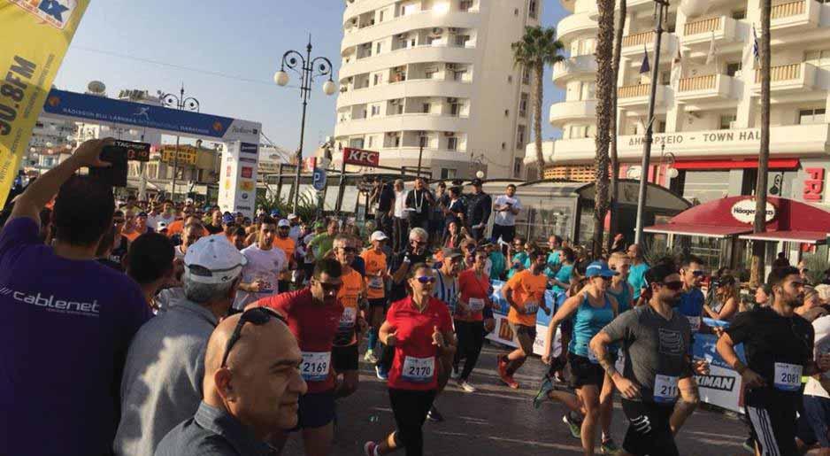 ΛΑΡΝΑΚΑ Πρώτος διεθνής Μαραθώνιος Μεγάλη επιτυχία, πλούσια συμμετοχή Διεξήχθη με μεγάλη επιτυχία την Κυριακή 19 Νοεμβρίου στη Λάρνακα, ο πρώτος Διεθνής Μαραθώνιος Radisson Blu.