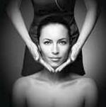 ΘΕΡΑΠΕΙΕΣ ΠΡΟΣΩΠΟΥ FACE TREATMENTS Express Θεραπεία Προσώπου (35 Λεπ.) 25 Μία ολοκληρωμένη θεραπεία ιδανική για όλους τους τύπους δέρματος.