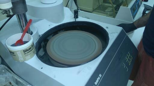 μηχανή RotoPol-35 και μετά να λειανθεί με τη μηχανή PdM-